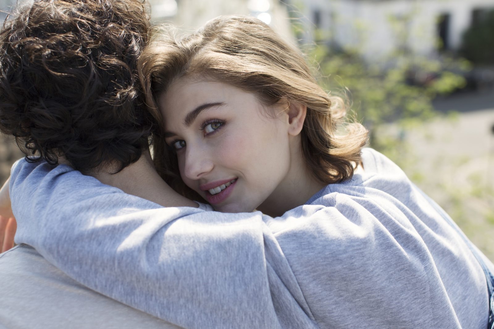 Słowo “miłość” nie zawsze znaczy to samo. Największe badania nad emocjami w różnych językach