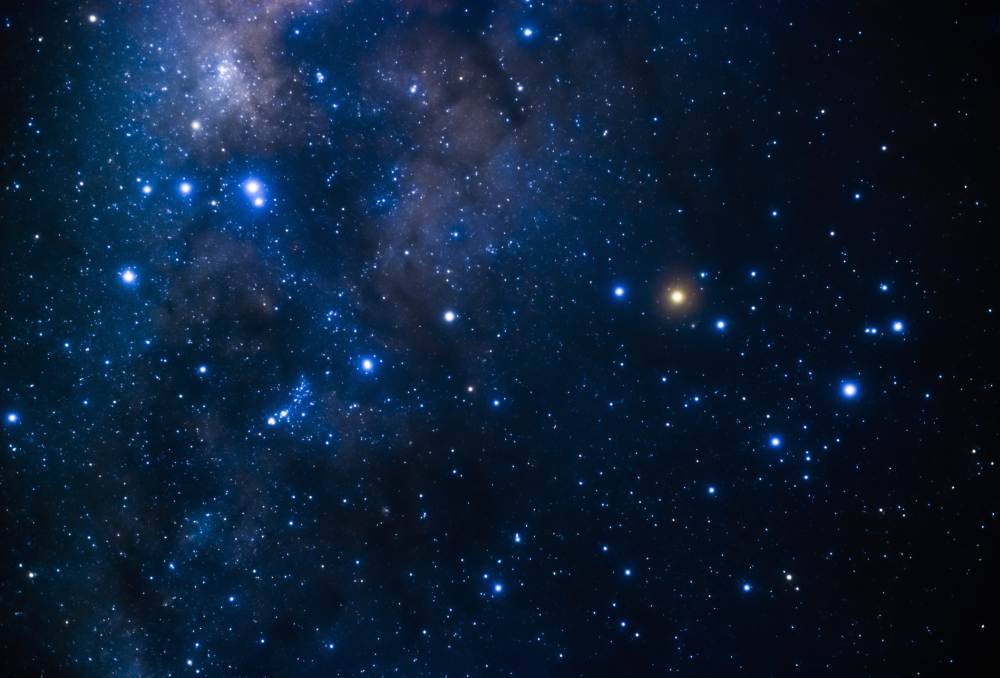 Mgławica Koński Łeb. Co widać przez teleskop? Czerwony blask pyłu