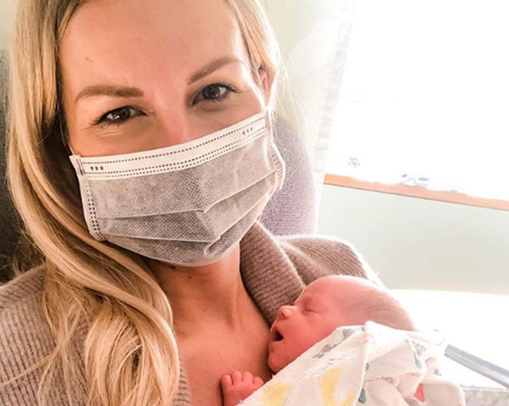 Jak działa śpiączka farmakologiczna? Dzięki niej chora na COVID-19 urodziła zdrową córeczkę