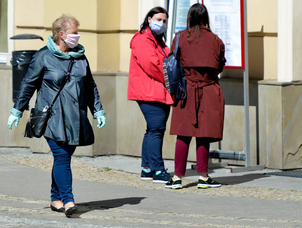 Kto choruje w Polsce na koronawirusa? Nowe statystyki GIS
