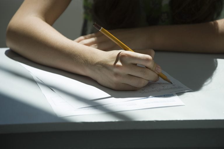 Koniec papierowych arkuszy? CKE planuje cyfryzację matur