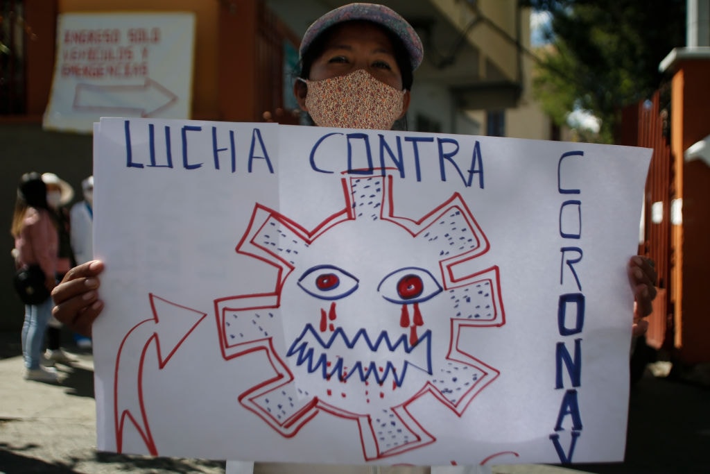 Mieszkańcy wyżyn lżej przechodzą koronawirusa. Chodzi o powietrze?