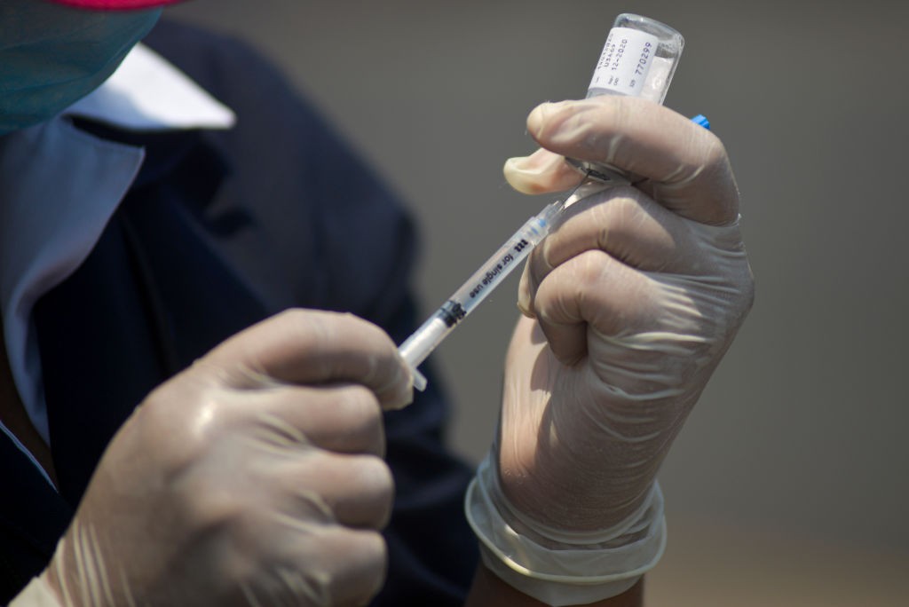 Niemcy: ruszyły testy na ludziach szczepionki przeciw COVID-19. Może być gotowa jesienią