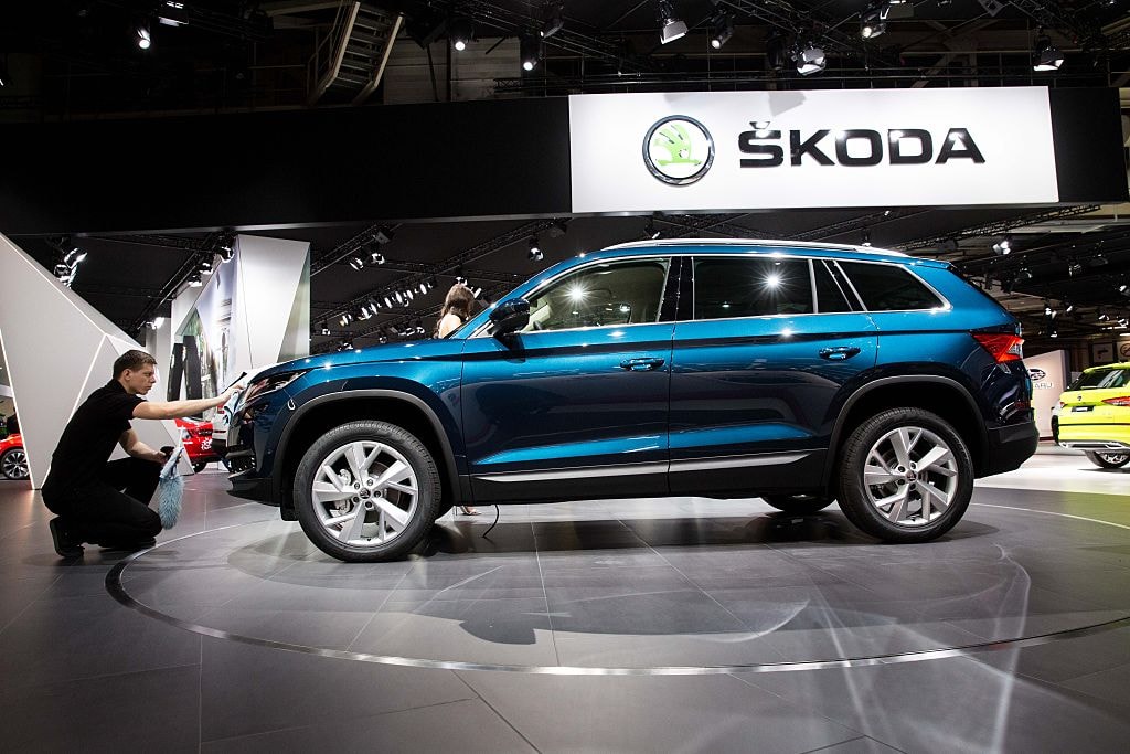 Od pierwszych modeli aż po dziś. Skoda najpopularniejszą marką w Polsce?