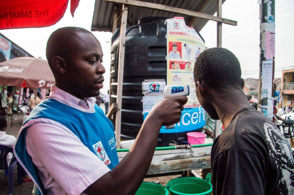 Kongo: nowe ognisko Eboli. Walczą z trzema epidemiami równocześnie