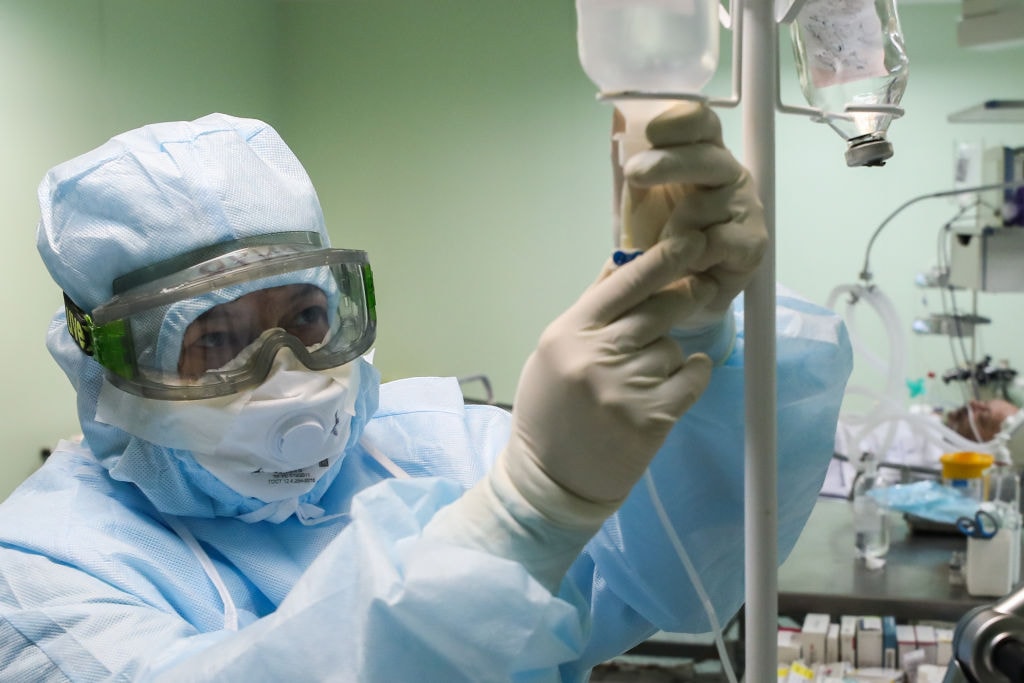 WHO zawiesza badania nad hydroksychlorochiną w leczeniu COVID-19. Po nowej publikacji „The Lancet”