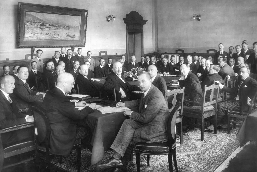 Miała ustanowić porządek w Europie. Wygrani i przegrani konferencji w Locarno