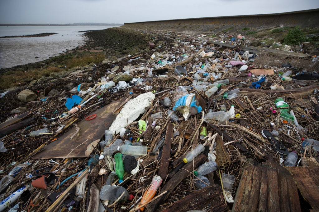 Brytyjska rzeka odpadów. Do Tamizy co sekundę wpływa 94 tys. cząstek mikroplastiku
