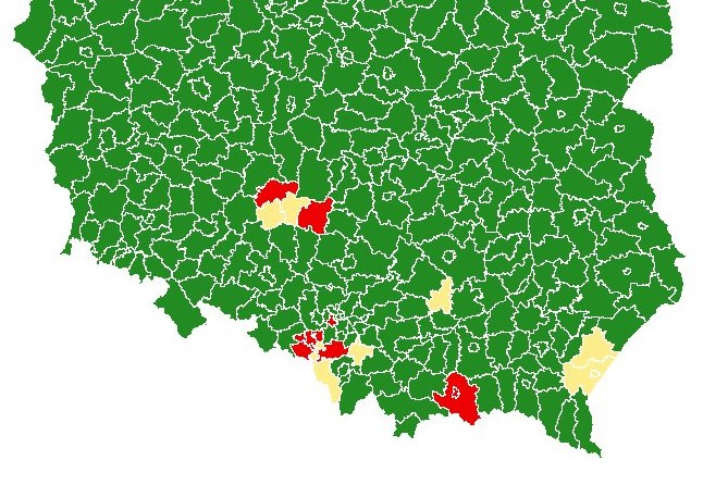Wracają obostrzenia. Ministerstwo Zdrowia wprowadza zielone, żółte i czerwone powiaty