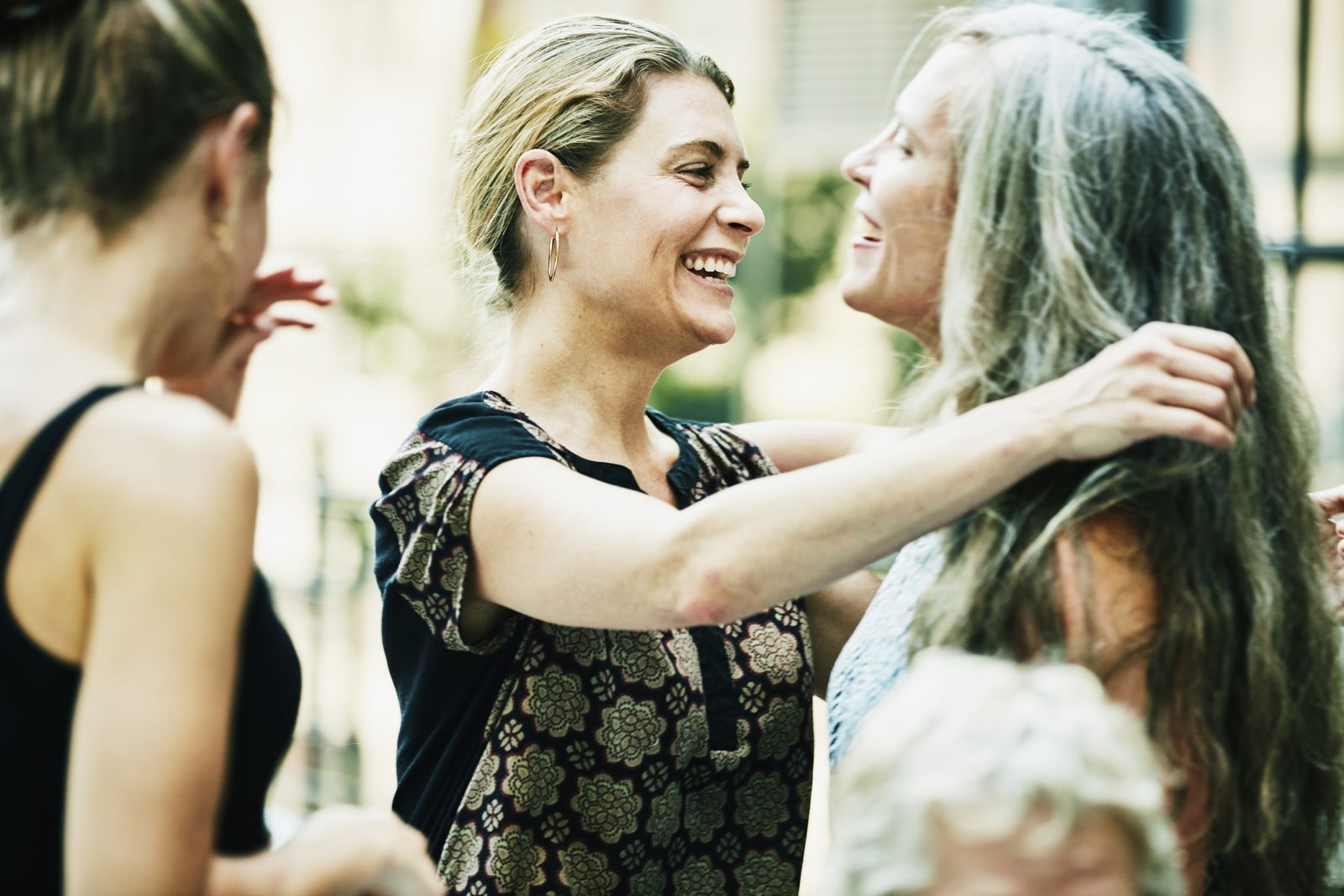 Międzypokoleniowa hojność przedłuża życie. Nowe badanie