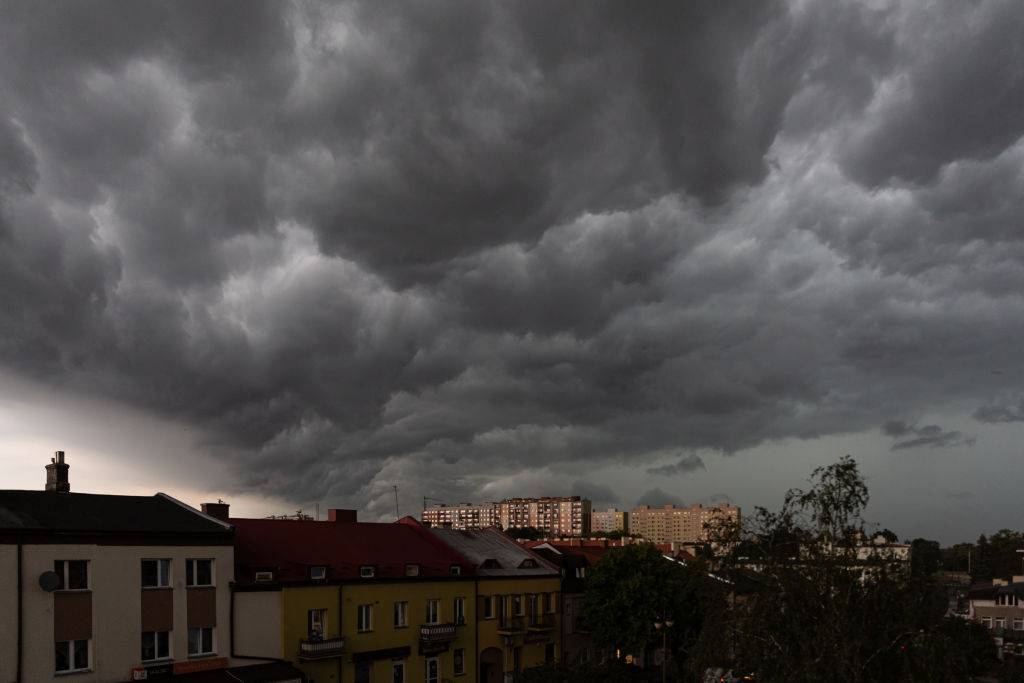 To nie była zwykła burza. Nad Polską przeszło jedno z najgroźniejszych zjawisk pogodowych