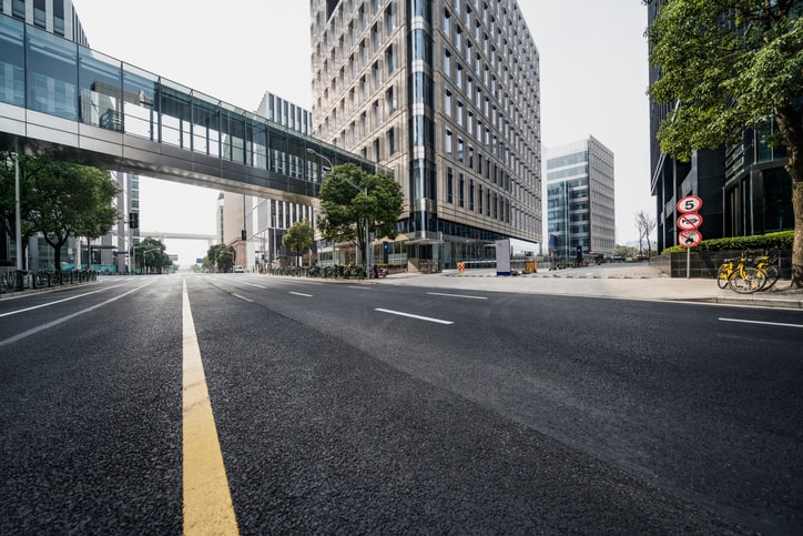 Asfalt może stać się toksyczny pod wpływem słońca i deszczu