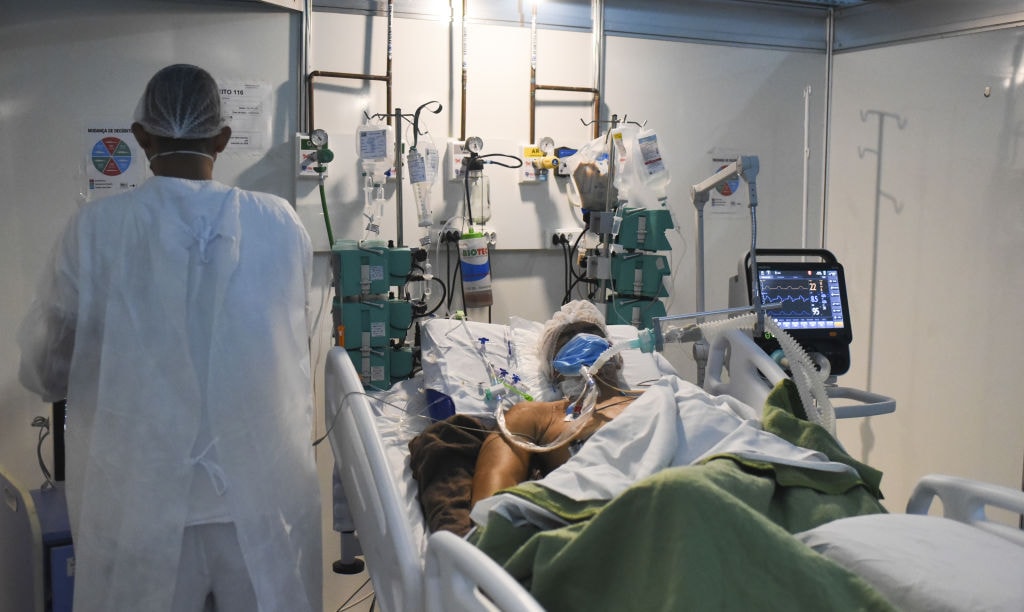 Tanie i łatwo dostępne sterydy skuteczne w leczeniu COVID-19. „78 uratowanych żyć na 1000”