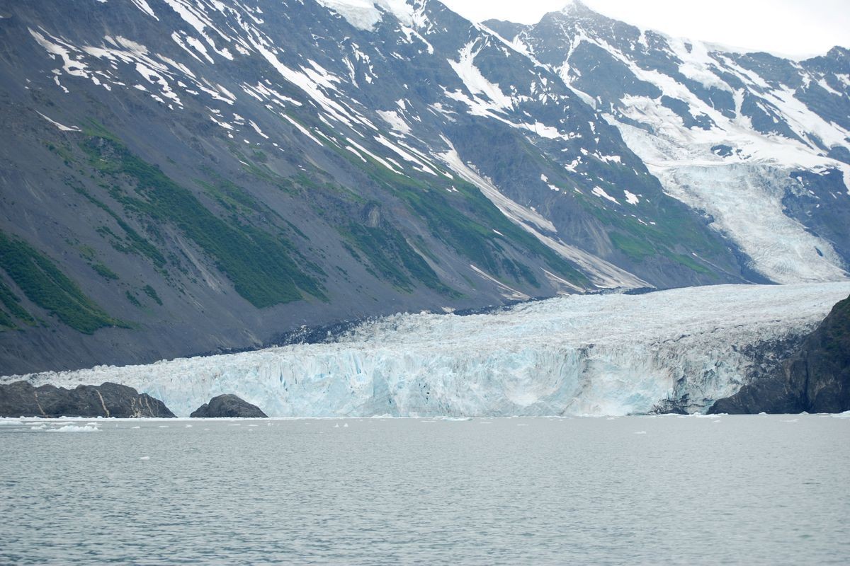 Topniejący lodowiec wywoła megatsunami. “Lawina właściwie już schodzi”