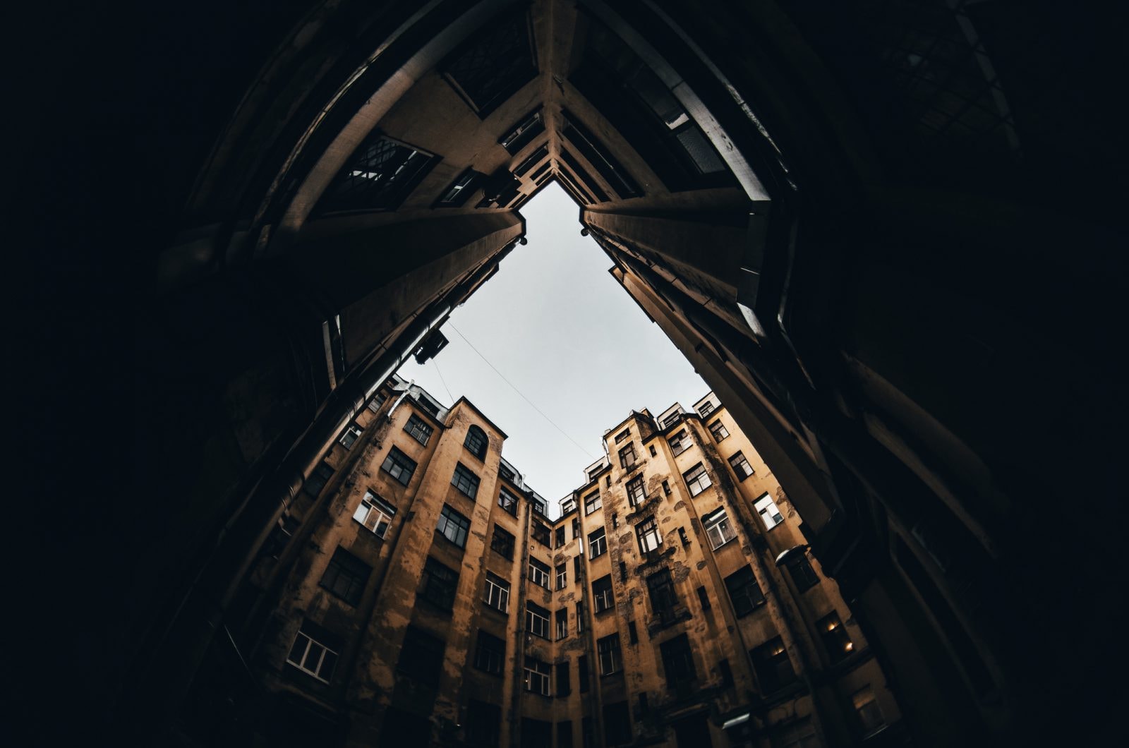 Seryjne morderczynie z Rosji. Swym okrucieństwem przebijały nawet “Rzeźnika z Rostowa”