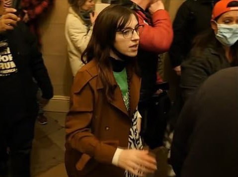 22-latka ukradła sprzęt z Kapitolu, żeby sprzedać go Rosjanom? FBI wyjaśnia sprawę