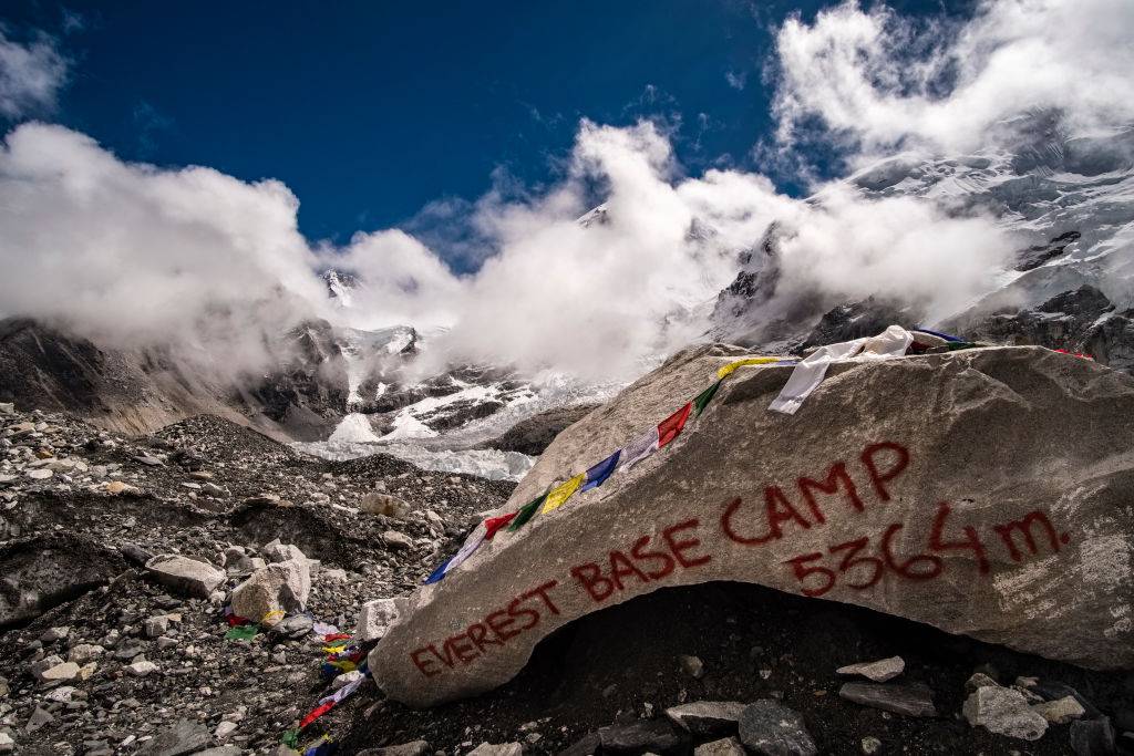 Plaga fałszywych wejść na Mount Everest. Władze Nepalu zapowiadają zmiany