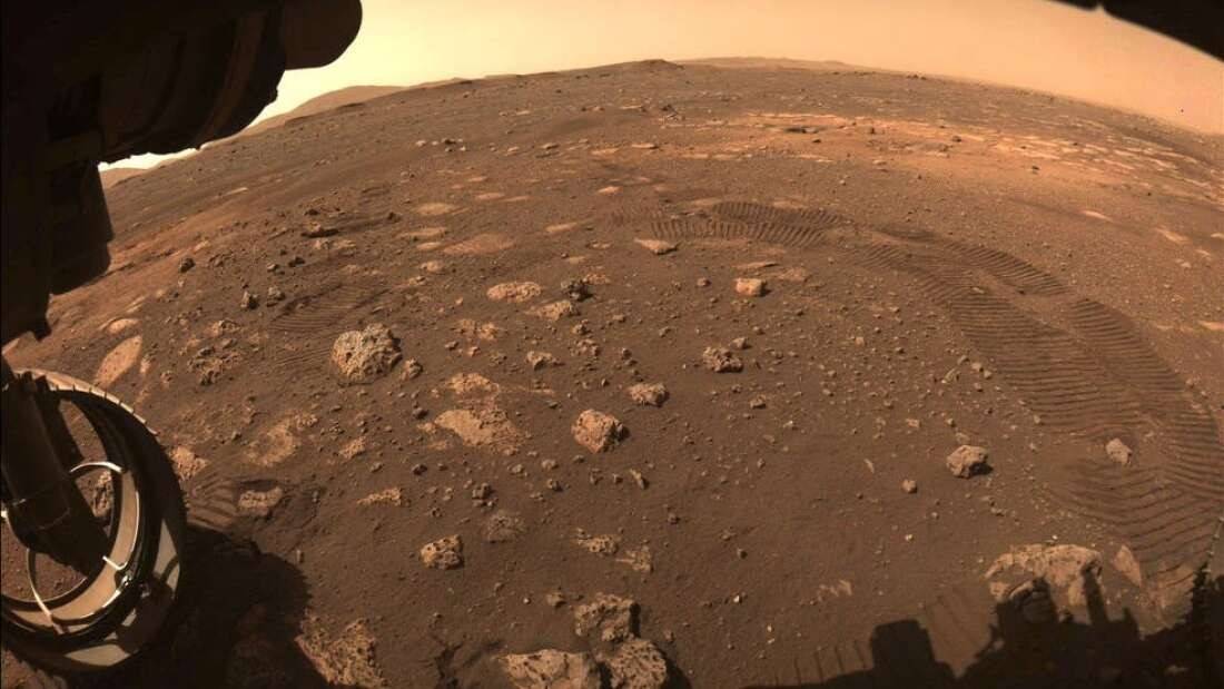 Pierwsza jazda próbna na Marsie zakończona sukcesem. Łazik Percy przejechał 6,5 metra
