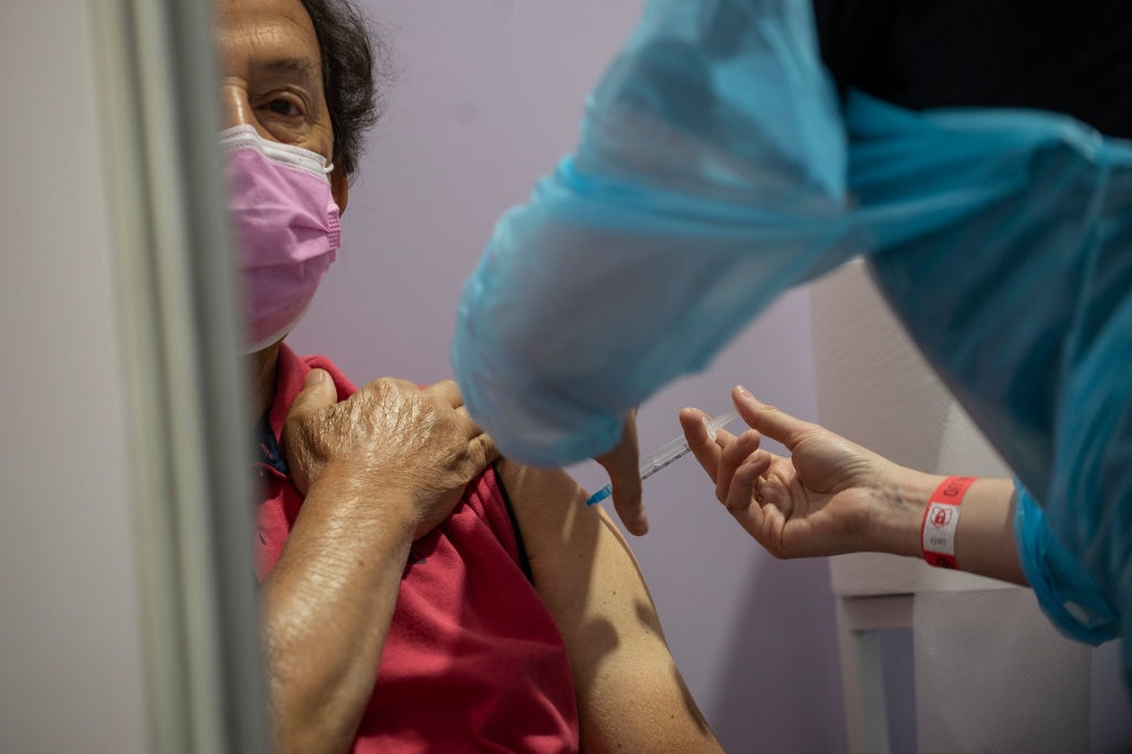 4 najważniejsze pytania o działanie i skuteczność szczepionki Johnson&Johnson. Odpowiada wirusolog