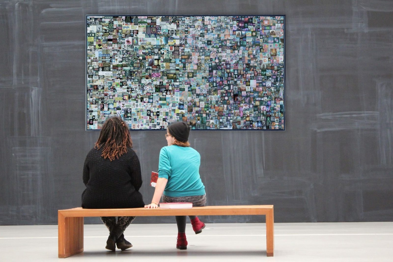 Miliony za twitty, gify i pliki jpg. Przyszłość należy do niezamiennych tokenów NFT?