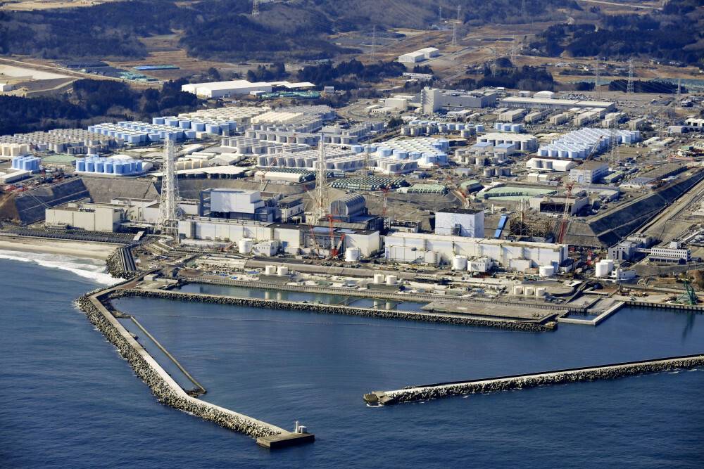 Milion ton skażonej wody z reaktora w Fukushimie trafi do morza