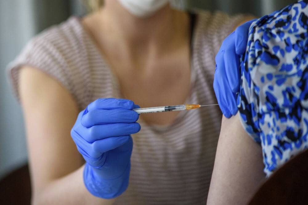 USA: sprawdzono skuteczność szczepionek Pfizera i Moderny po raz pierwszy na dużej grupie zaszczepionych