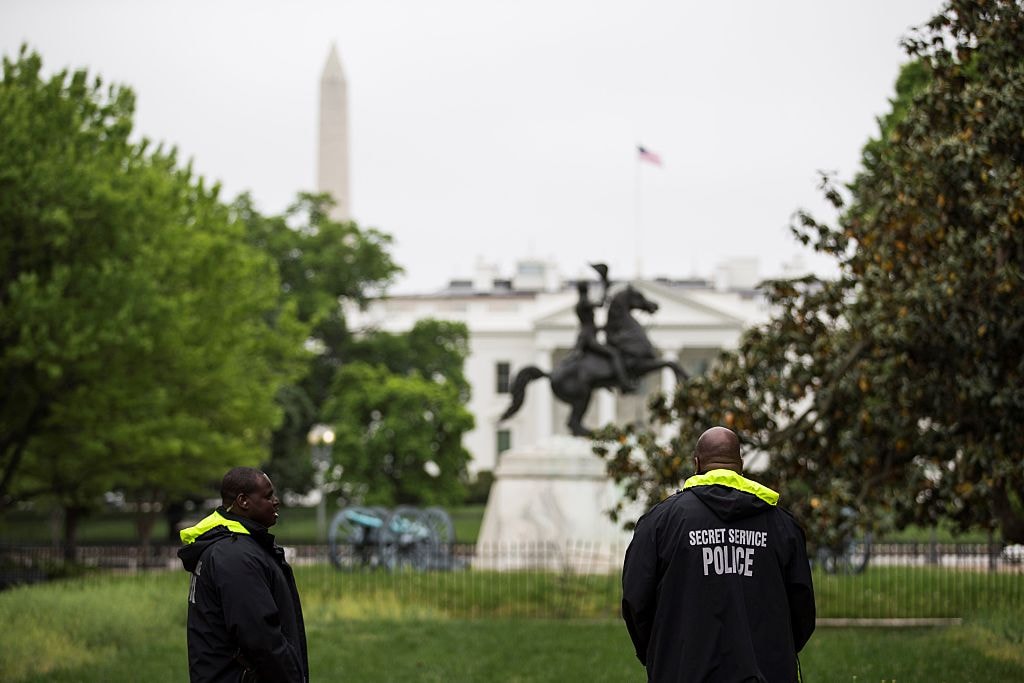 Syndrom hawański zaatakował już ponad 200 osób. Kto lub co za tym stoi?