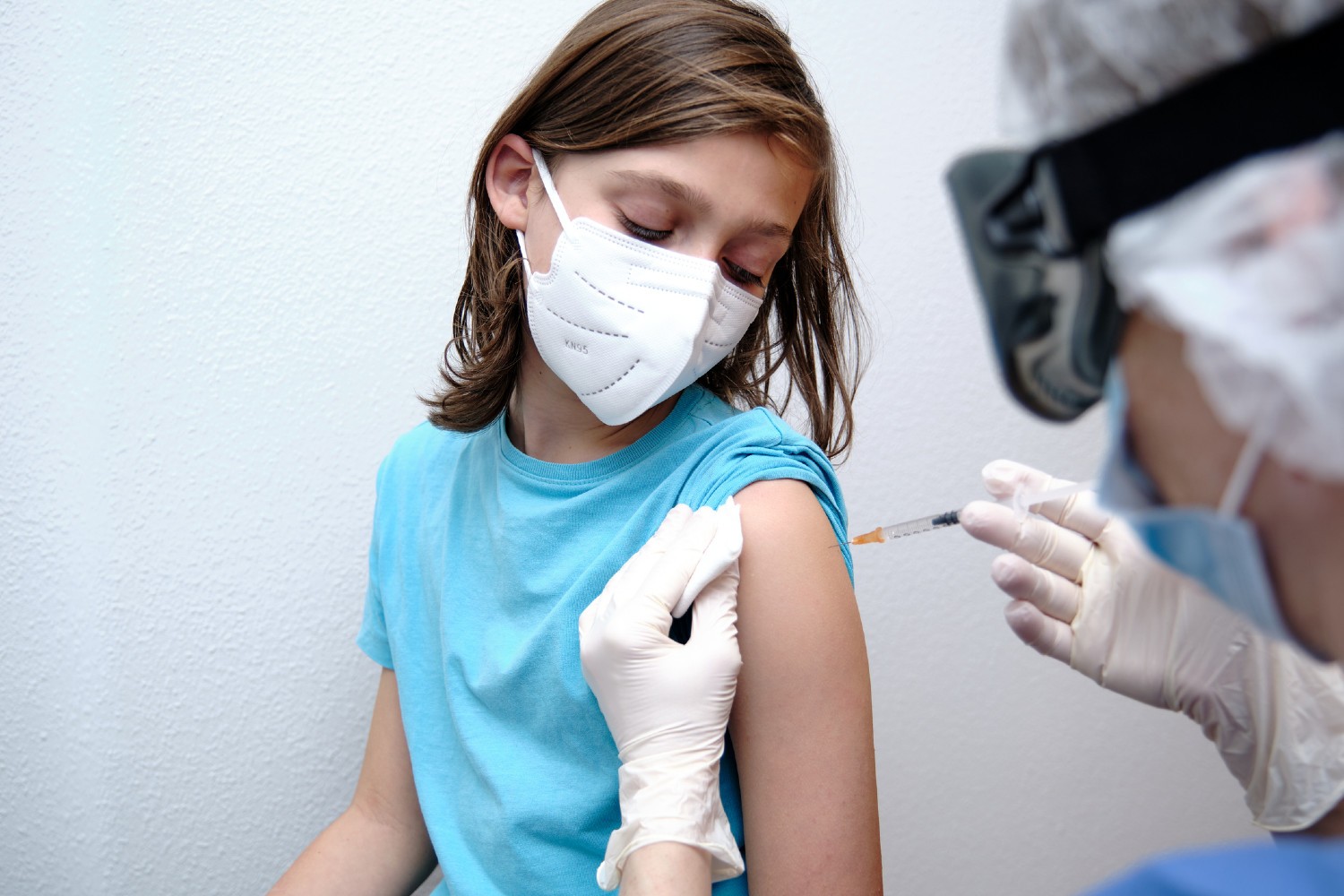 USA: szczepionka Pfizera dopuszczona do stosowania od 12. roku życia. Trwają badania z udziałem młodszych dzieci