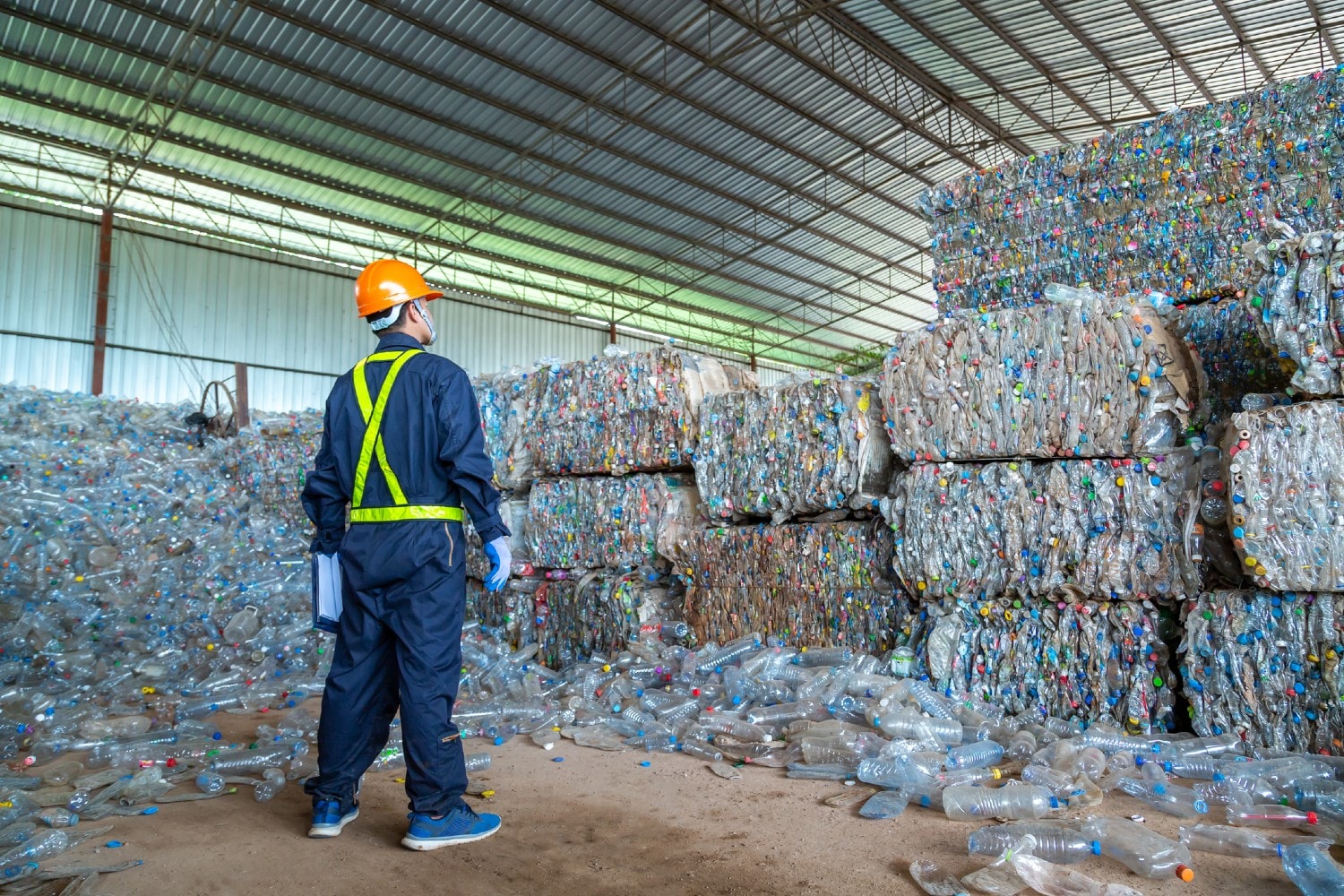 Paliwo lotnicze z plastiku? Jest nowy pomysł na recykling przyszłości