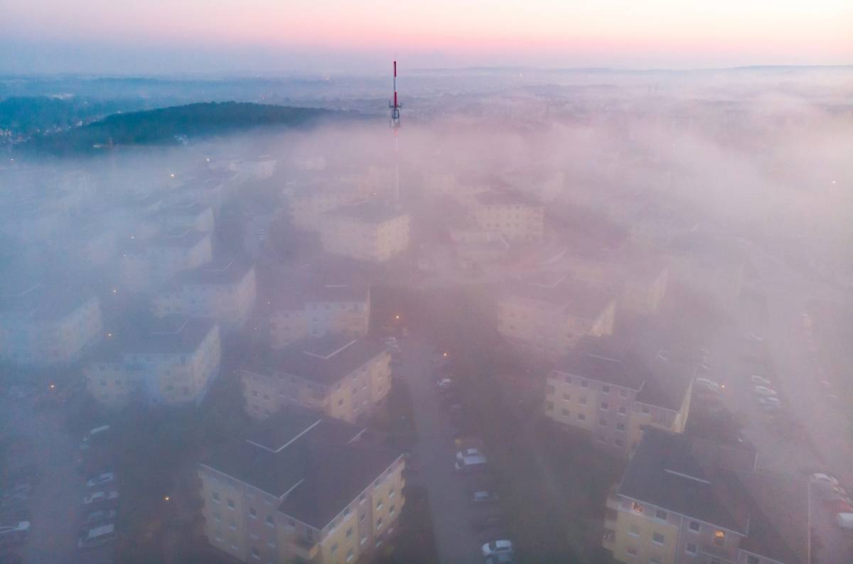 Polska się dusi. Czym jest smog i jak nam zagraża? “Powietrze niebezpieczne jak dym tytoniowy”
