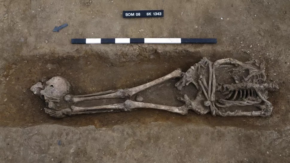 Głowy pochowano u ich stóp. 17 zagadkowych grobów na starożytnym rzymskim cmentarzu