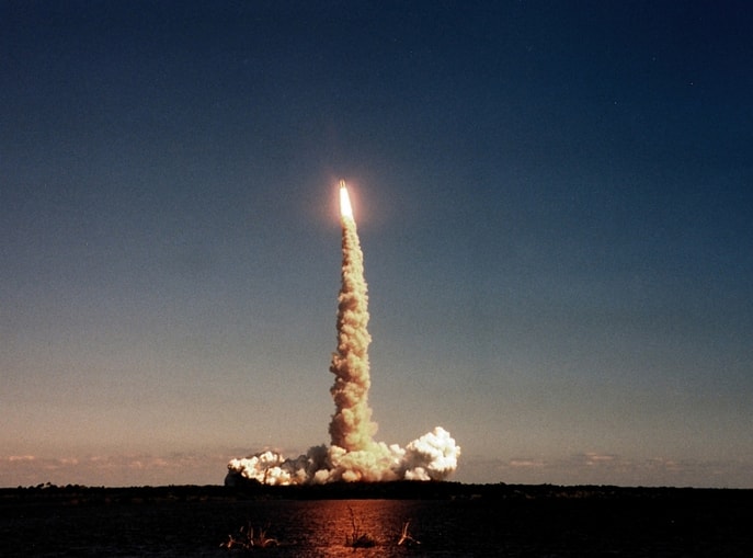 Naukowcy podsłuchują startujące rakiety. Dzięki systemowi wykrywającemu wybuchy jądrowe