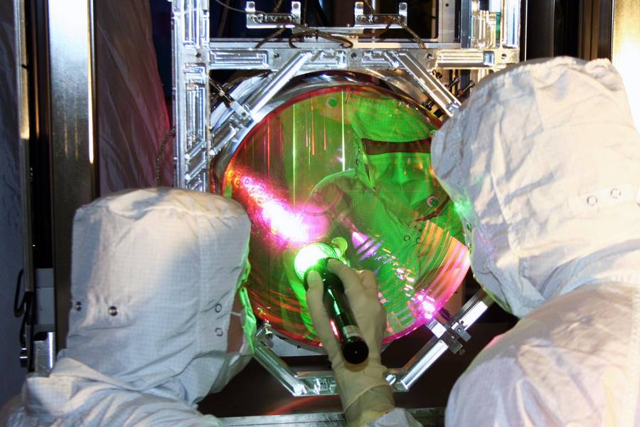 Naukowcy schłodzili lustra detektora LIGO niemal do zera absolutnego. Jak to możliwe?