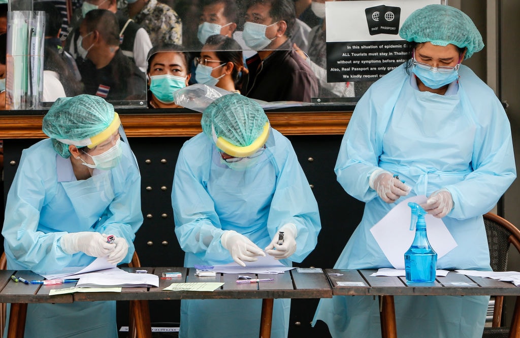 Koronawirus Lambda. Co o nim wiemy i czy jest się czego obawiać?