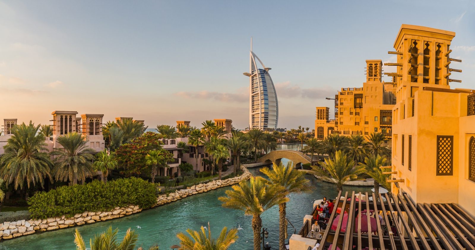 Dubaj na wyciągnięcie ręki. TOP 5 atrakcji, które musisz zobaczyć w najbogatszym mieście świata