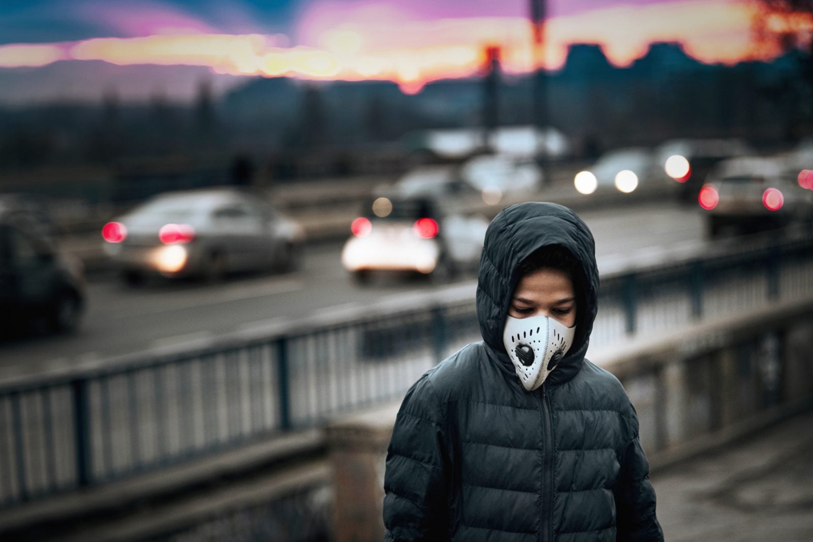Smog zwiększa ryzyko demencji i choroby Alzheimera. Czyste powietrze jest zdrowe dla mózgu