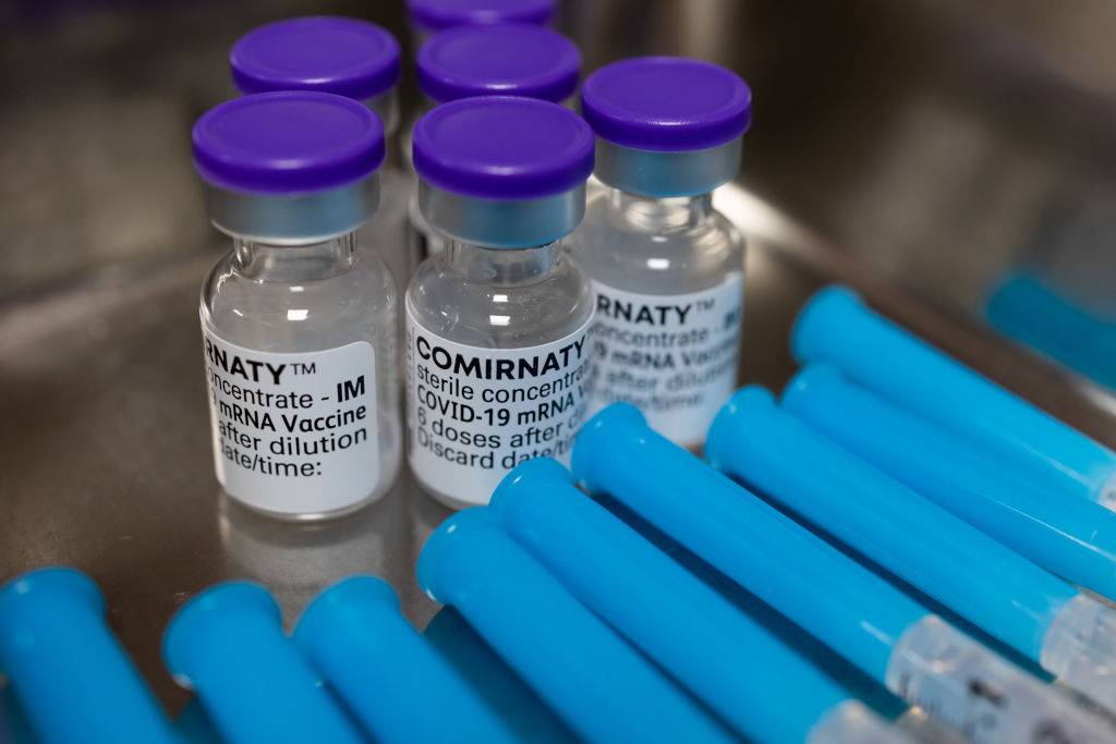 Nie szczepionka, a przechorowanie COVID-19 daje najlepszą ochronę przed Deltą – pokazują badania z Izraela