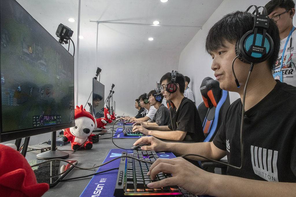 Restrykcje dla nieletnich graczy z Chin. Mogą grać przez godzinę dziennie i tylko w weekendy