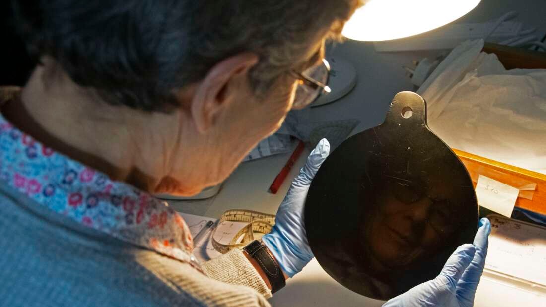 Sekret „lustra duchów” używanego przez maga Elżbiety I: wykonali je… Aztekowie