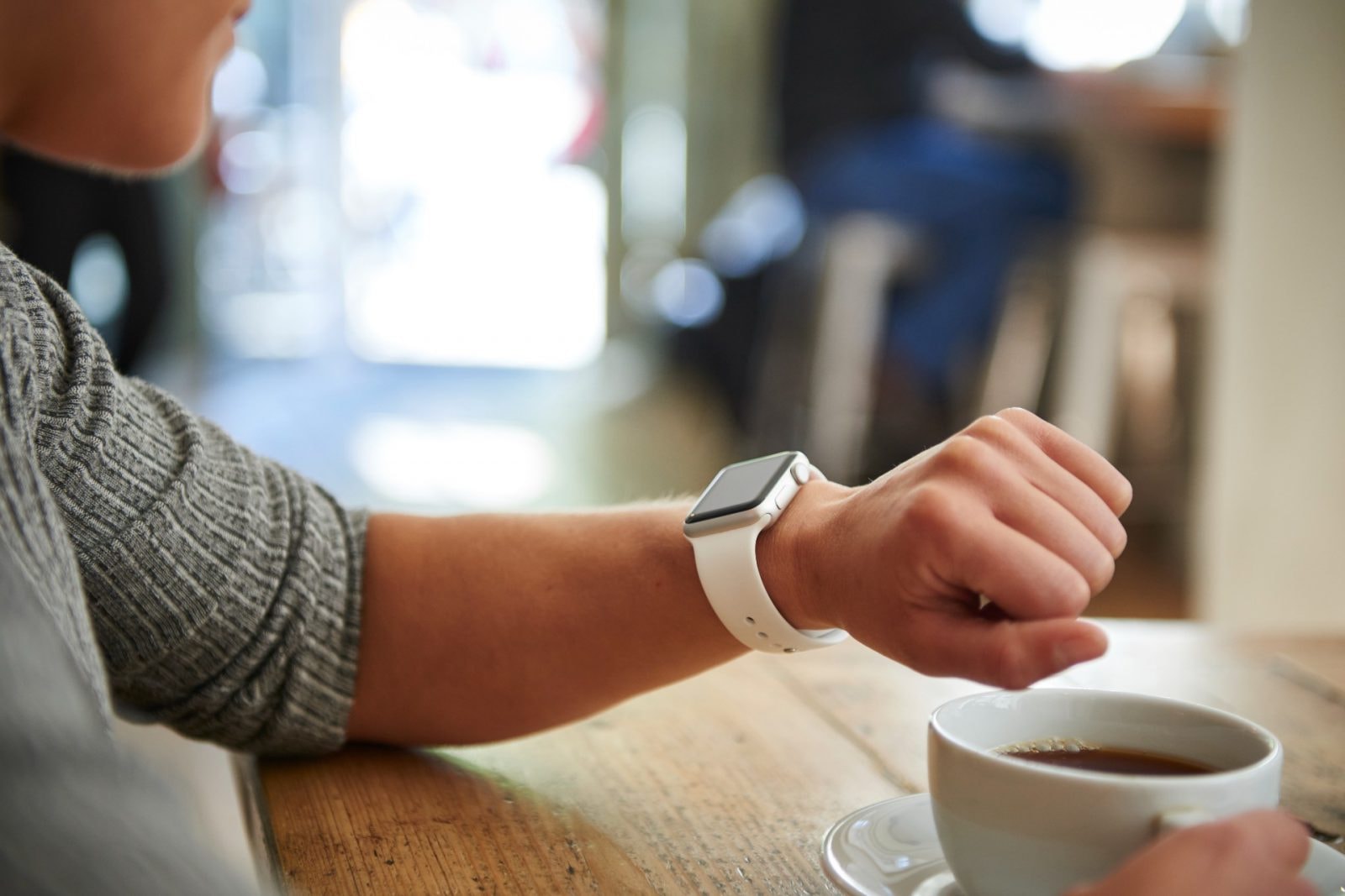 Smartwatch zmierzy poziom cukru we krwi? Samsung nad tym pracuje i obiecuje koniec z nakłuwaniem