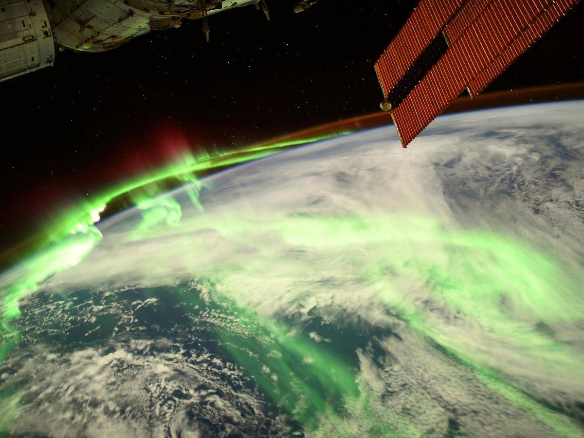 Zachwycające zdjęcie zorzy polarnej prosto z ISS. Nad Polską czekają nas podobne widoki?