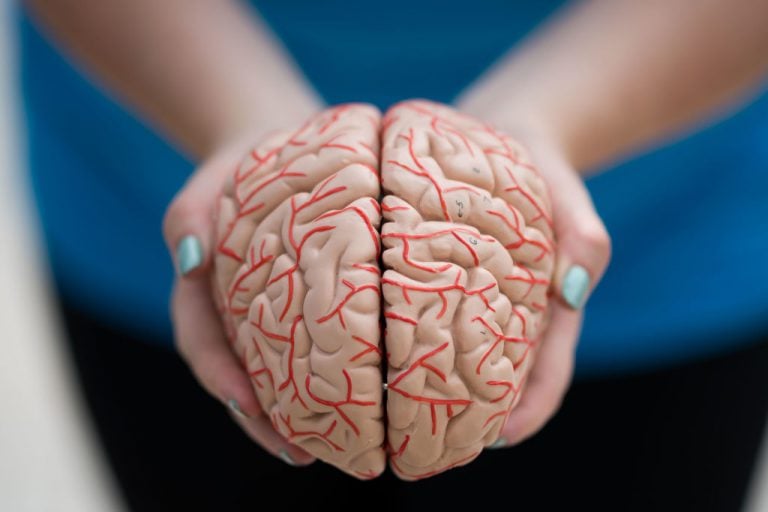 Rzadka mutacja chroni przed rozwojem choroby Alzheimera. Nadchodzi przełom w leczeniu?
