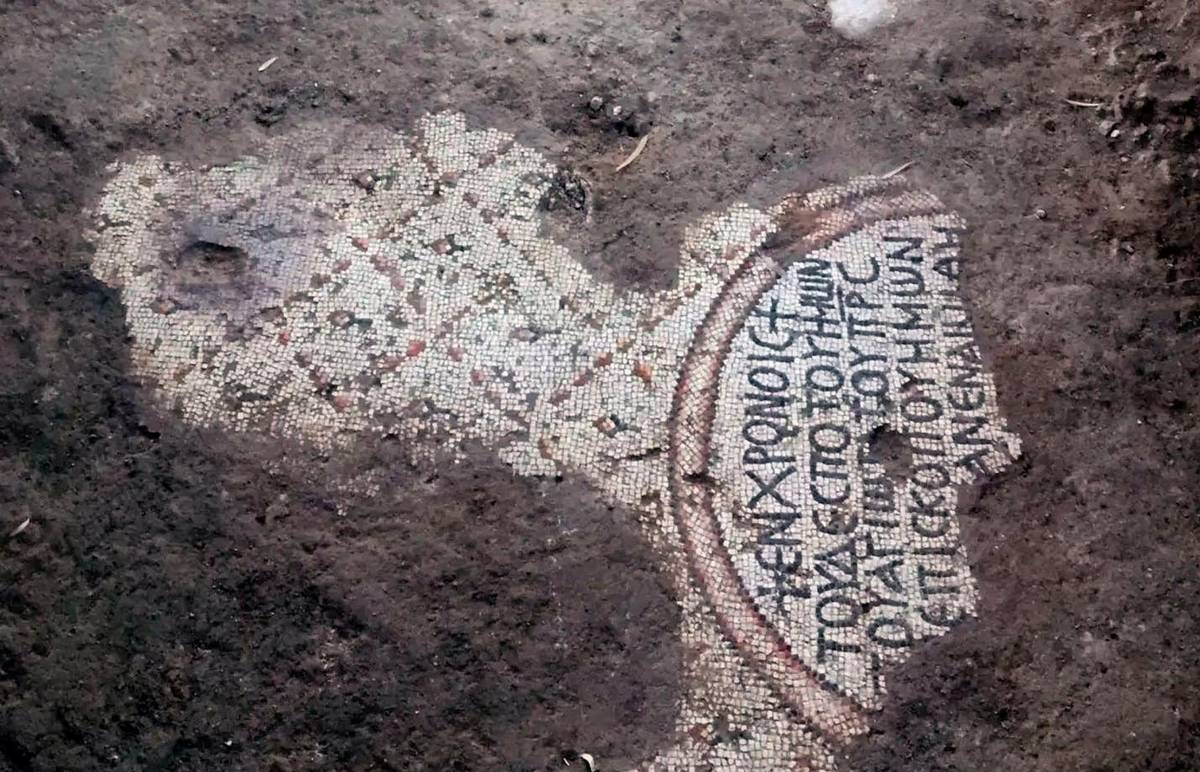 Archeolodzy twierdzą, że znaleźli mozaikę z zaginionego Kościoła Apostołów. Czy odkryli tajemnicę Betsaidy?