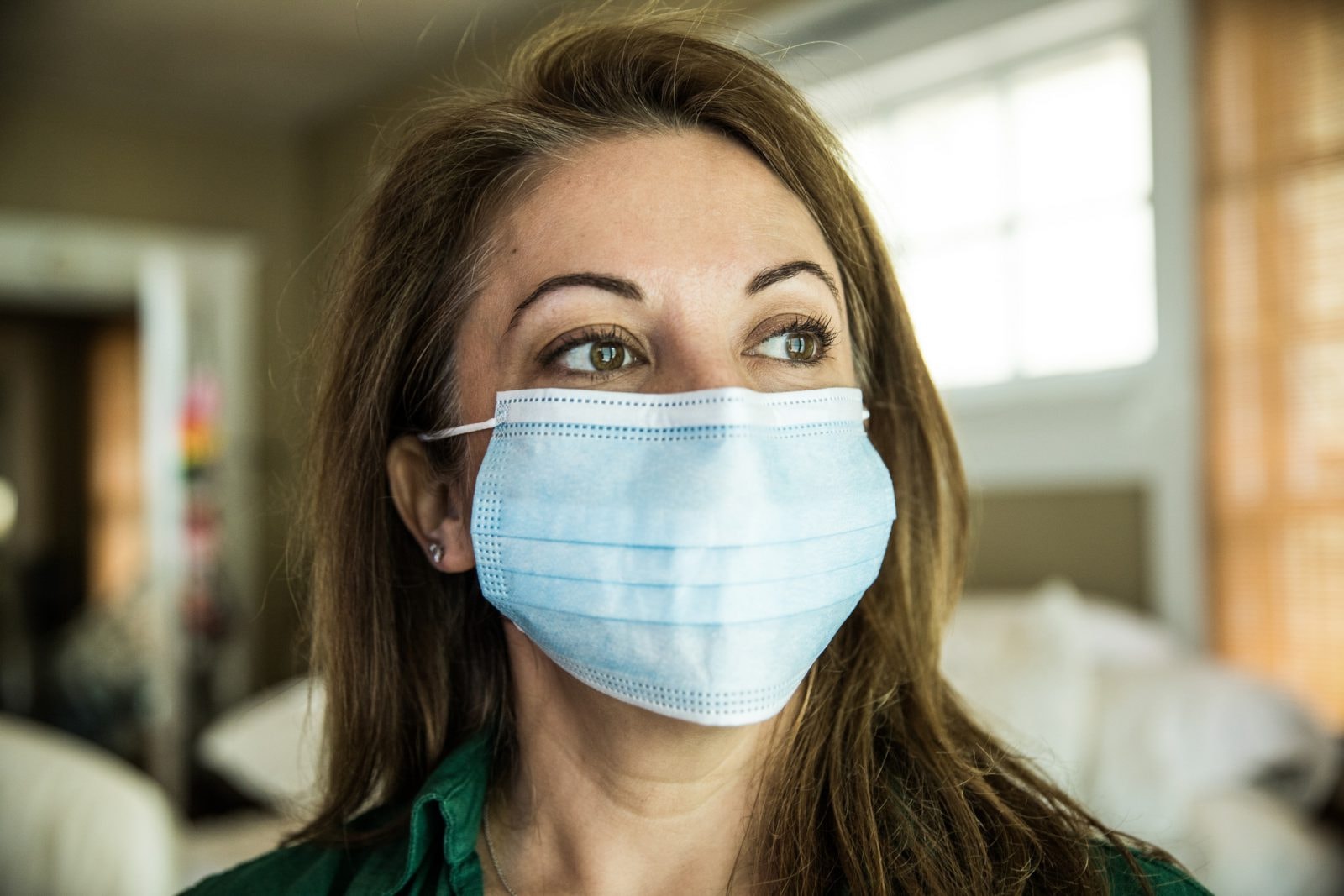 Jak zdezynfekować jednorazową maseczkę? Naukowcy znaleźli rozwiązanie