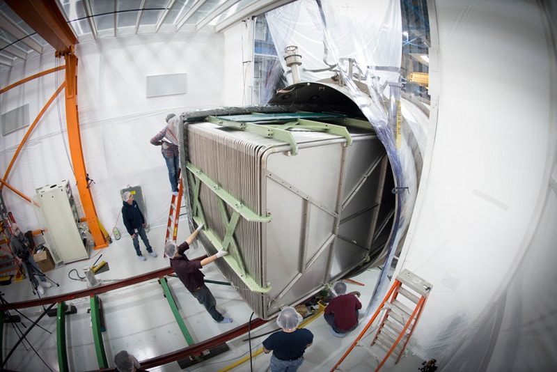 Naukowcy szukali neutrina sterylnego. Zamiast niego znaleźli ślady nieznanych praw fizyki