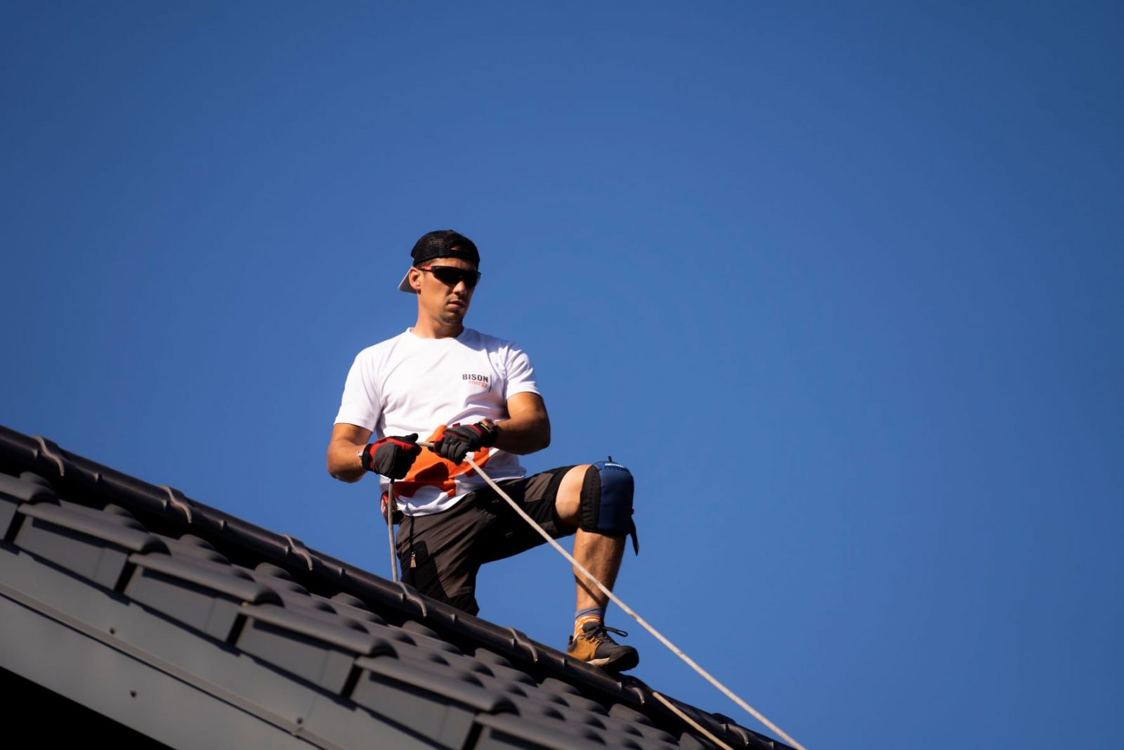 Błędnie montujemy panele słoneczne. Nowy sposób zapewni spore oszczędności