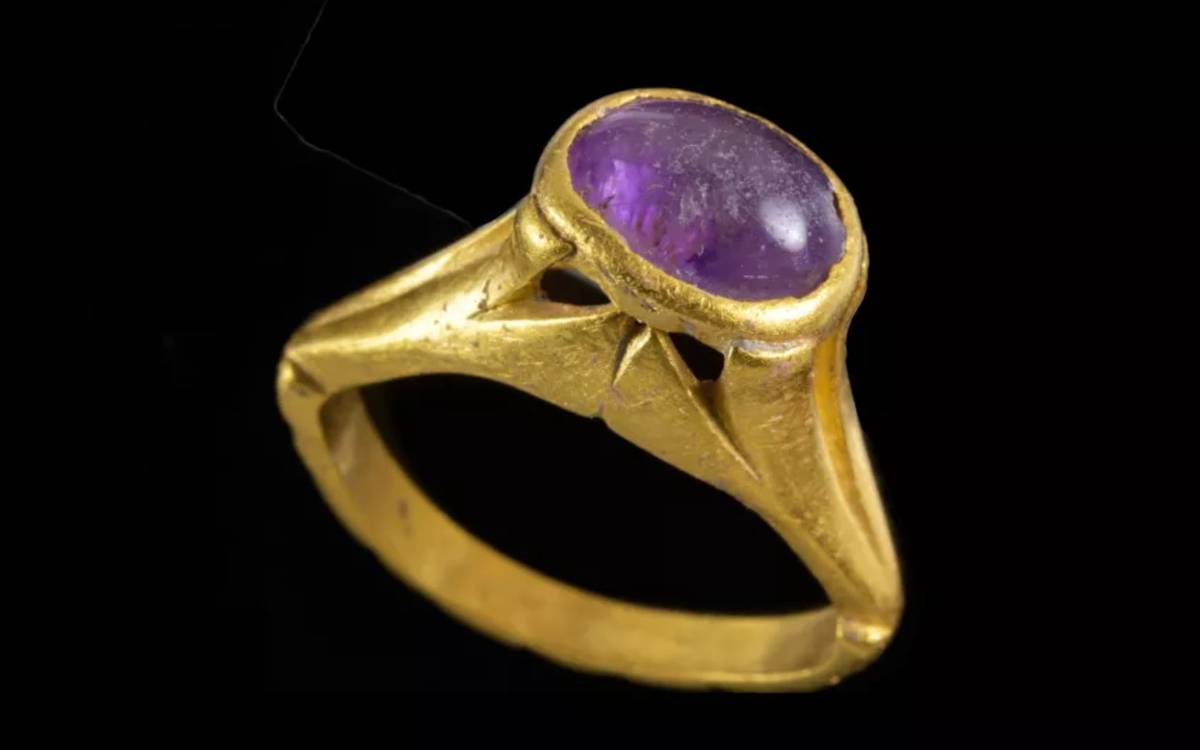 Ten starożytny pierścień miał chronić przed kacem. Znaleziono go w najsłynniejszej winnicy Izraela