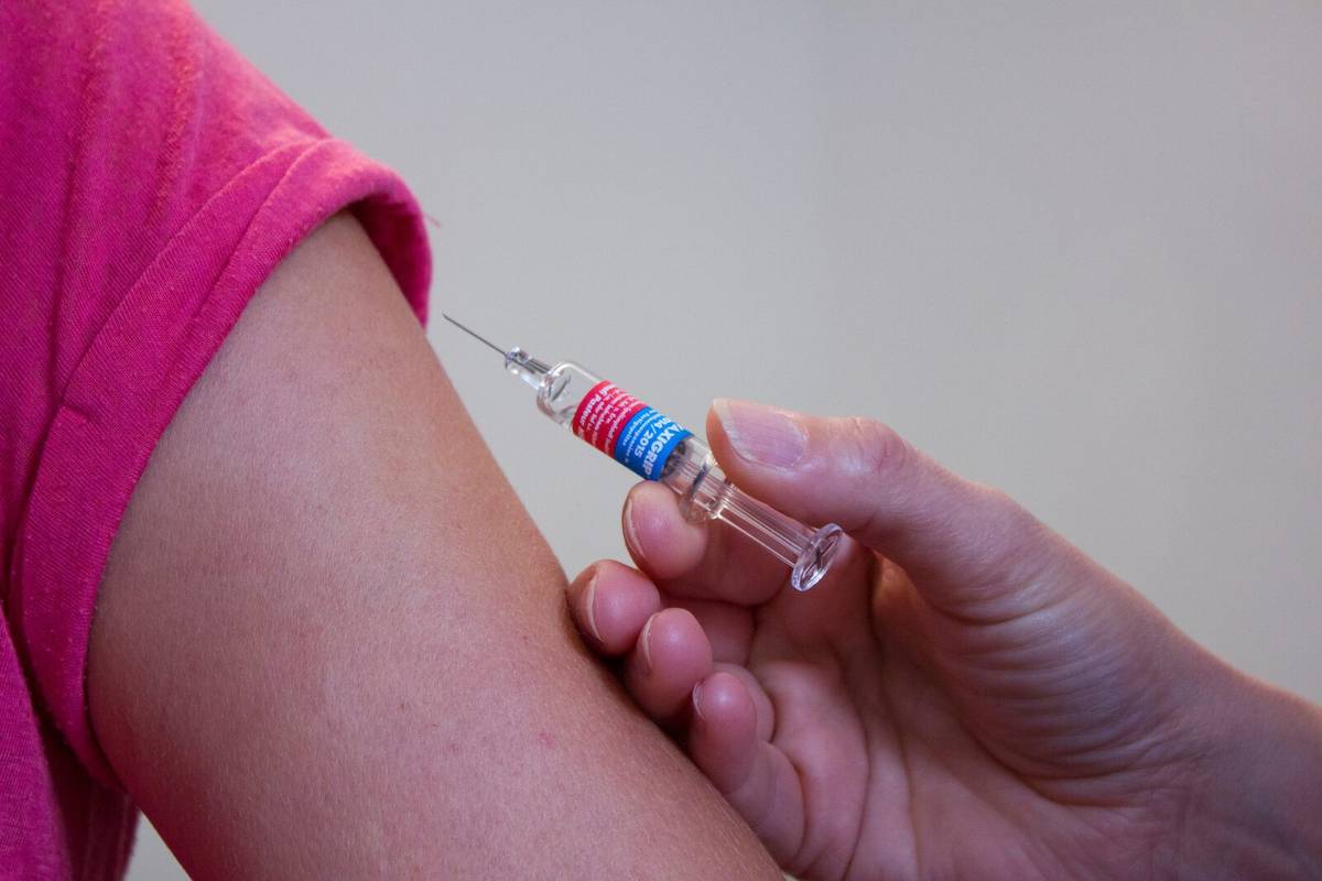 Szczepionkowe nadzieje. Czy dzięki szczepieniom pokonamy w końcu choroby zakaźne?