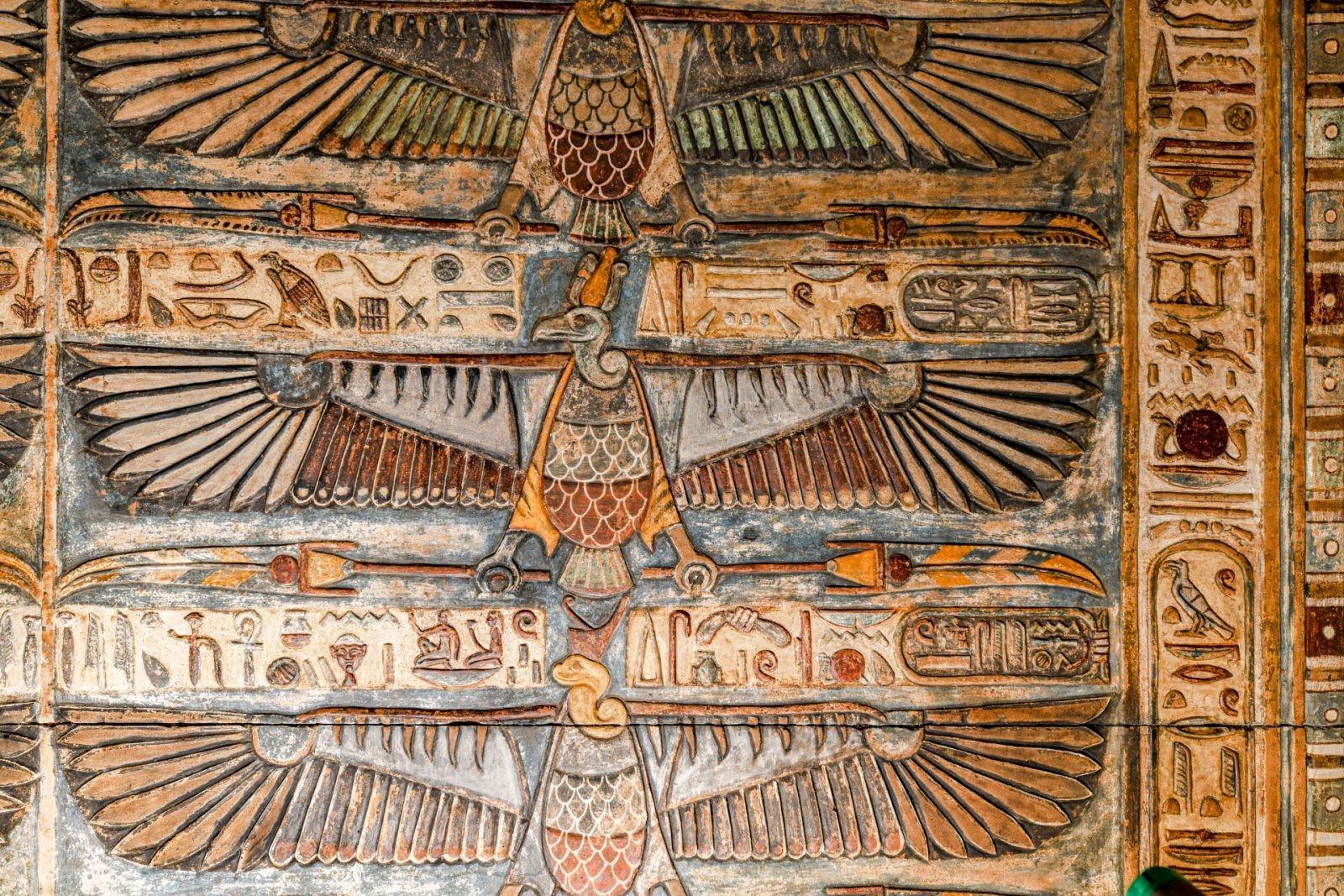 W Egipcie odkryto coś niesamowitego. Takich fresków naukowcy jeszcze nie widzieli