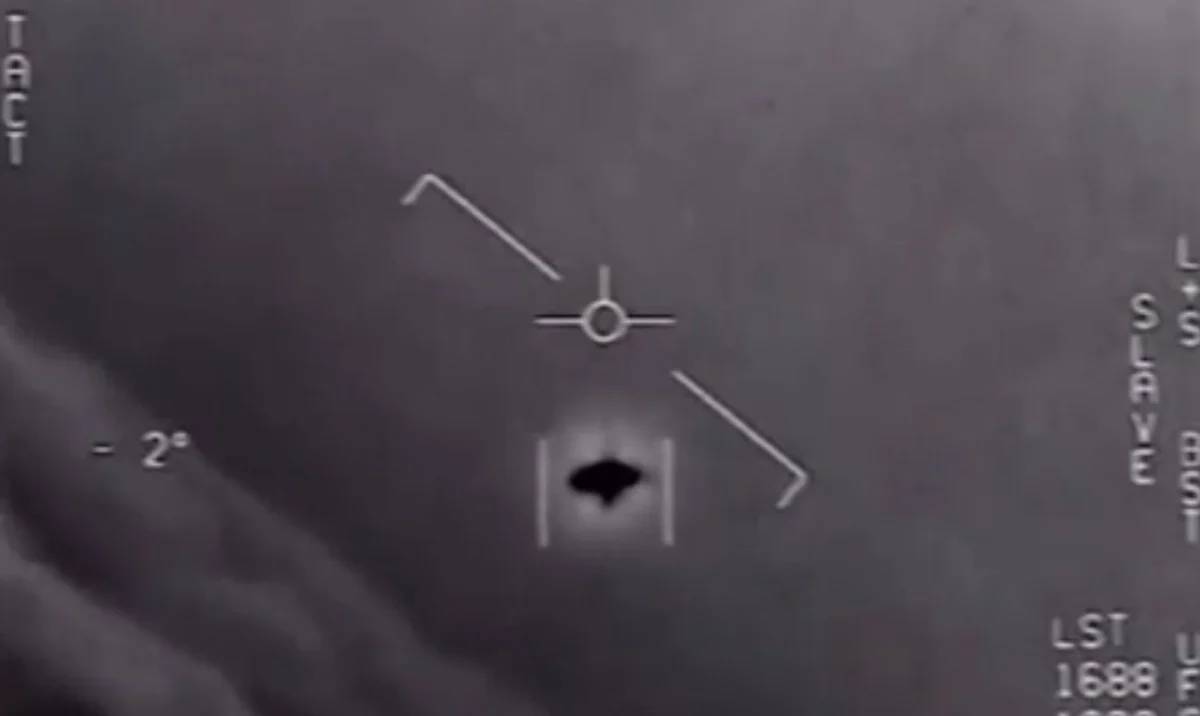 Amerykanie analizują nagrania tajemniczych obiektów. Trwa polityczna debata nad UFO